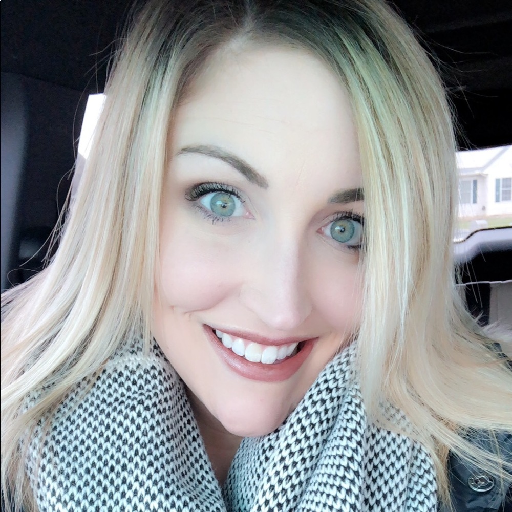 Meet your Posher, Kelsie